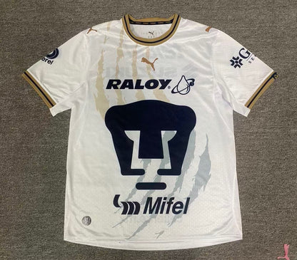 Jersey de los Pumas visita 26/27